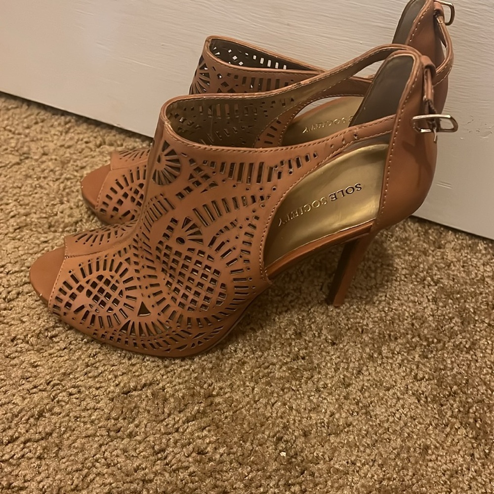 Sole society brown/beige heels - Picture 2 of 4